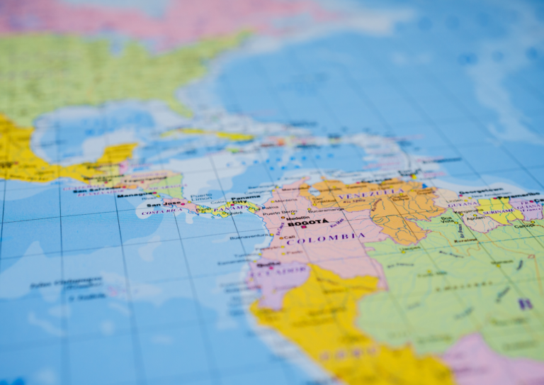 ISTRAD - Curso traducción español neutro